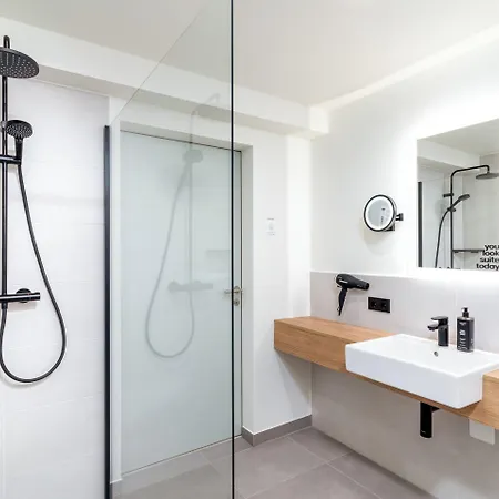 Limehome Undstrasse Appartement *