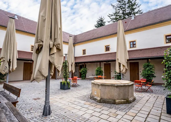 Limehome Undstrasse * קרמס אן דר דונאו