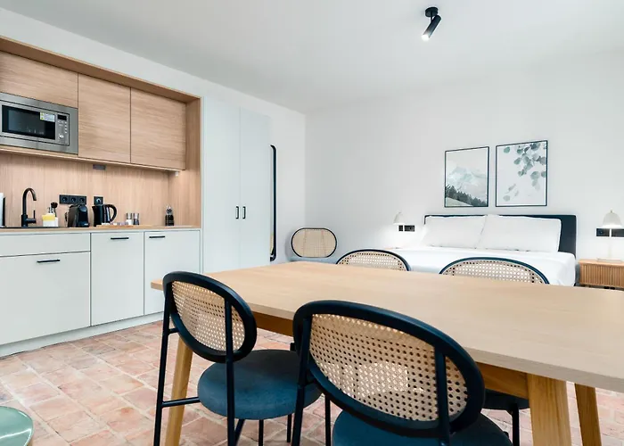 Limehome Undstrasse דירה